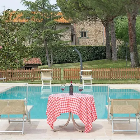 Vernazzano Basso Sleeps 4 特拉西梅诺湖畔托罗