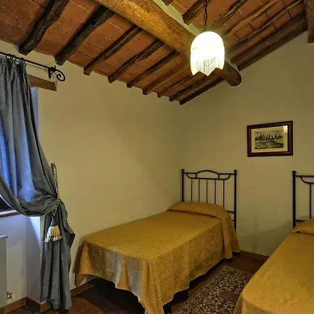 Appartement Vernazzano Basso Sleeps 4 *